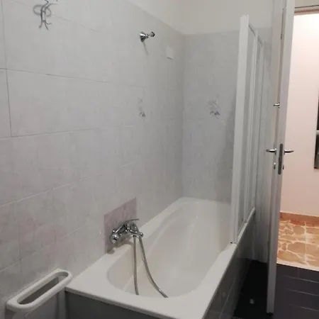بيت ضيافة Pressi Ospedale *