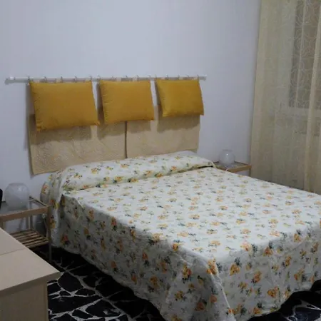 Pressi Ospedale בית הארחה *